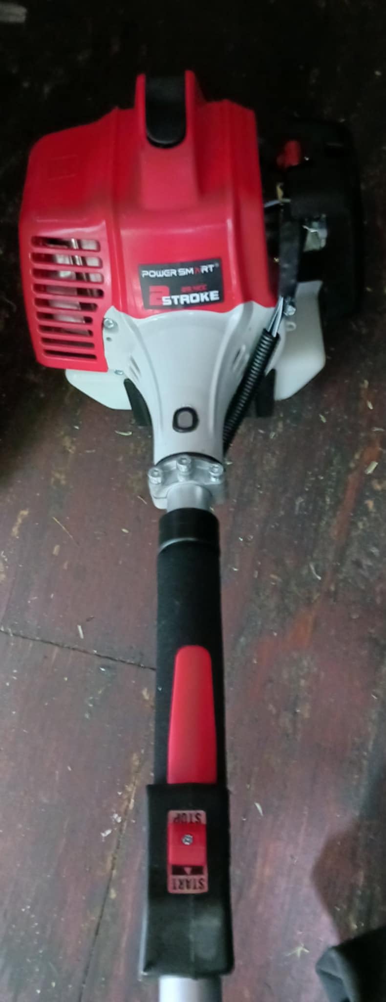 PowerSmart 25.4cc Gas Weed Wacker, 16 Inch Cutting Width with 10 Inch Blade customer photo 2