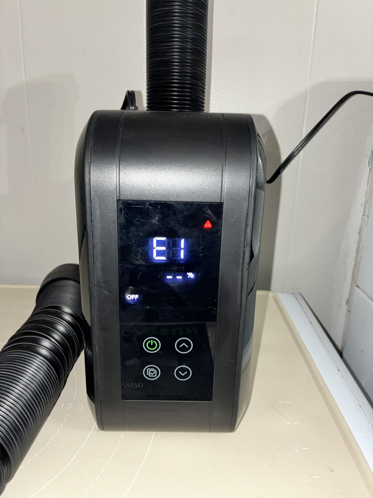 VIVOSUN AeroFlux 700W PTC Grow Tent Heater with Thermostat, APP & VPD customer photo 1