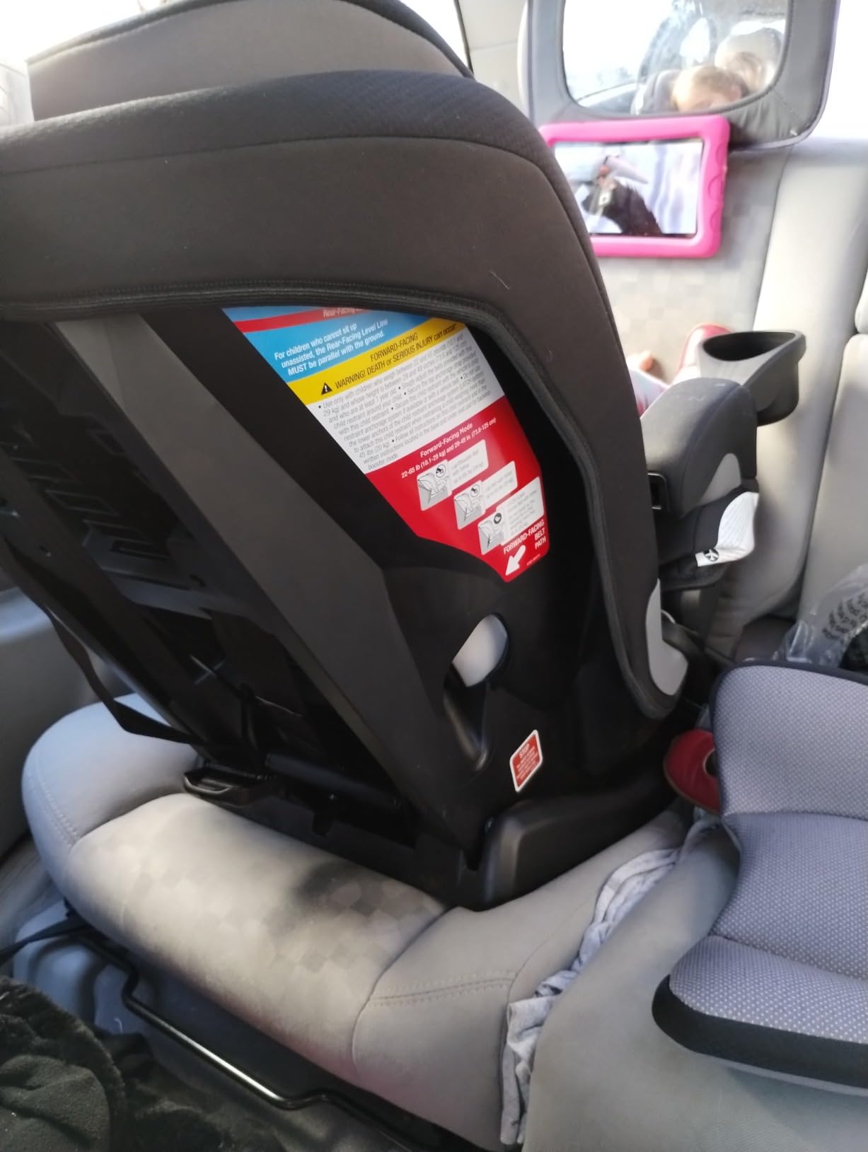 Safety 1st EverSlim 4-in-1 Convertible Car Seat, SecureTech Chest Clip, Ultra-Slim, 4-Mode Infant to Booster, Baby Car Seat, 5-100 lbs, Memory Foam, Office Space customer photo 1