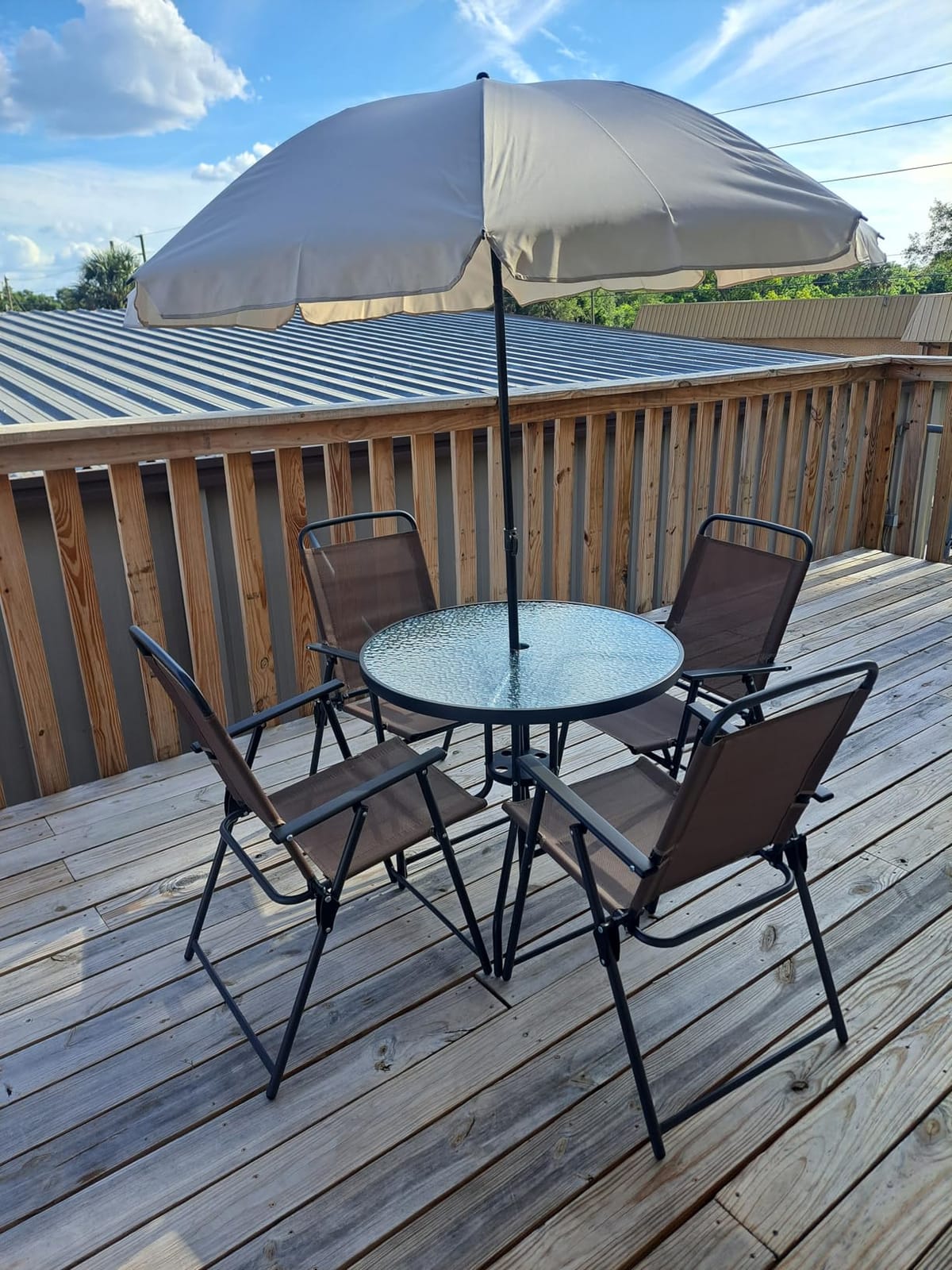 Vongrasig 6 Pieces Folding Patio Dining Set, All Weather Small Metal Outdoor Table and Chairs Set, Patio Furniture Set w/Umbrella, Glass Table & 4 Folding Chairs for Garden, Lawn, Backyard, Brown customer photo 2
