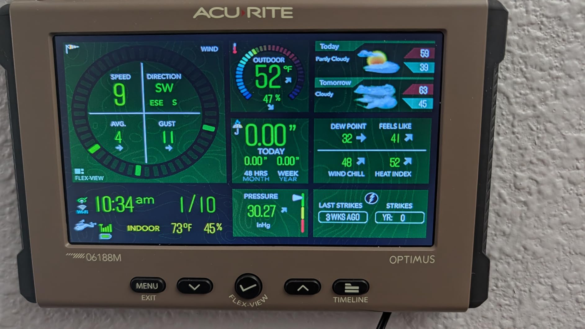 AcuRite Optimus (01216MCB) Weather Station with Wi-Fi HD Display customer photo 1