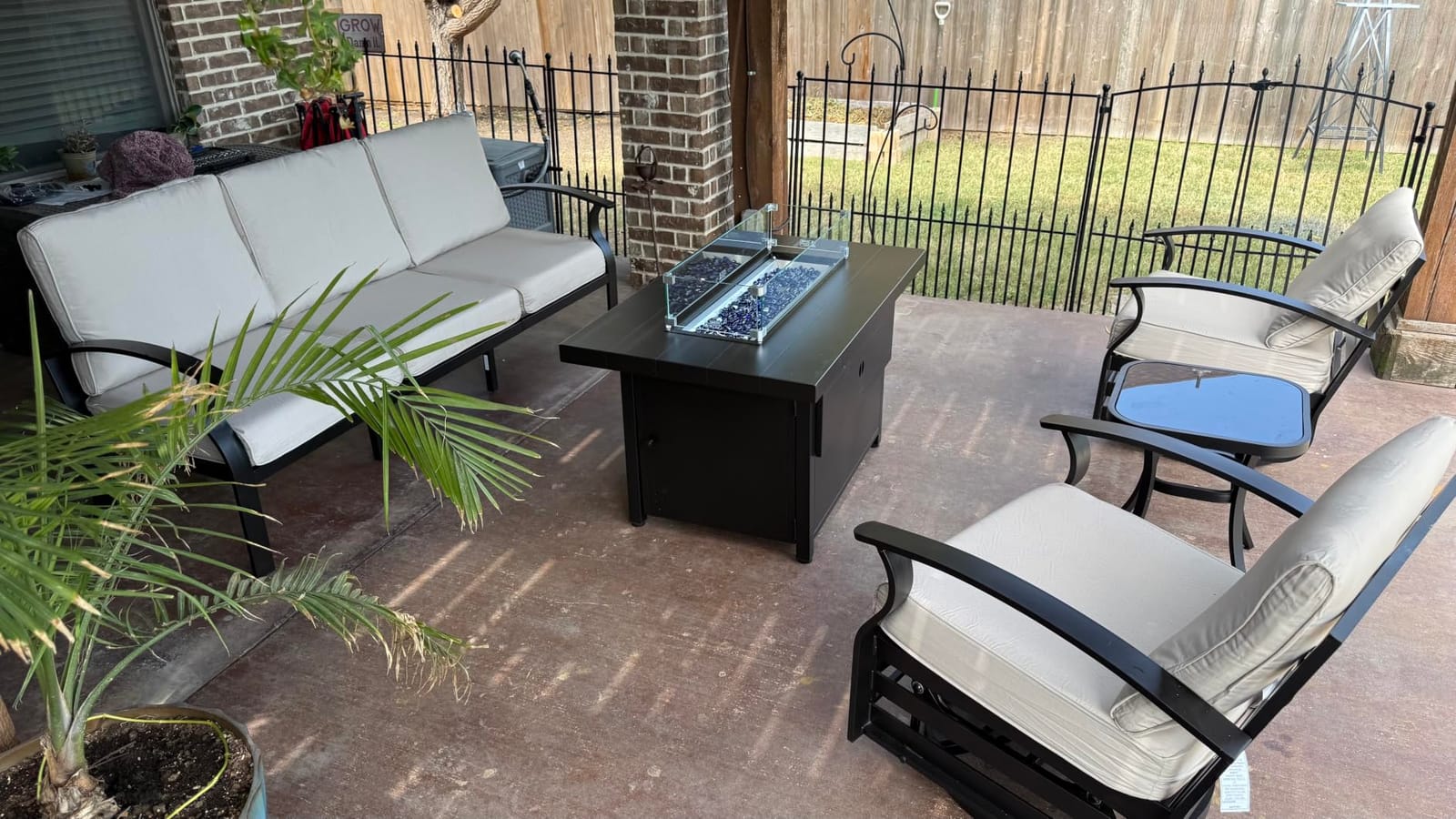 Kurapika 5 Piece Modern Metal Outdoor Conversation Sets, Patio Furniture Set, 4 Aluminum Swivel Chairs w/48in Round Propane Fire Pit Table and Thickened Cushions, Grey customer photo 2