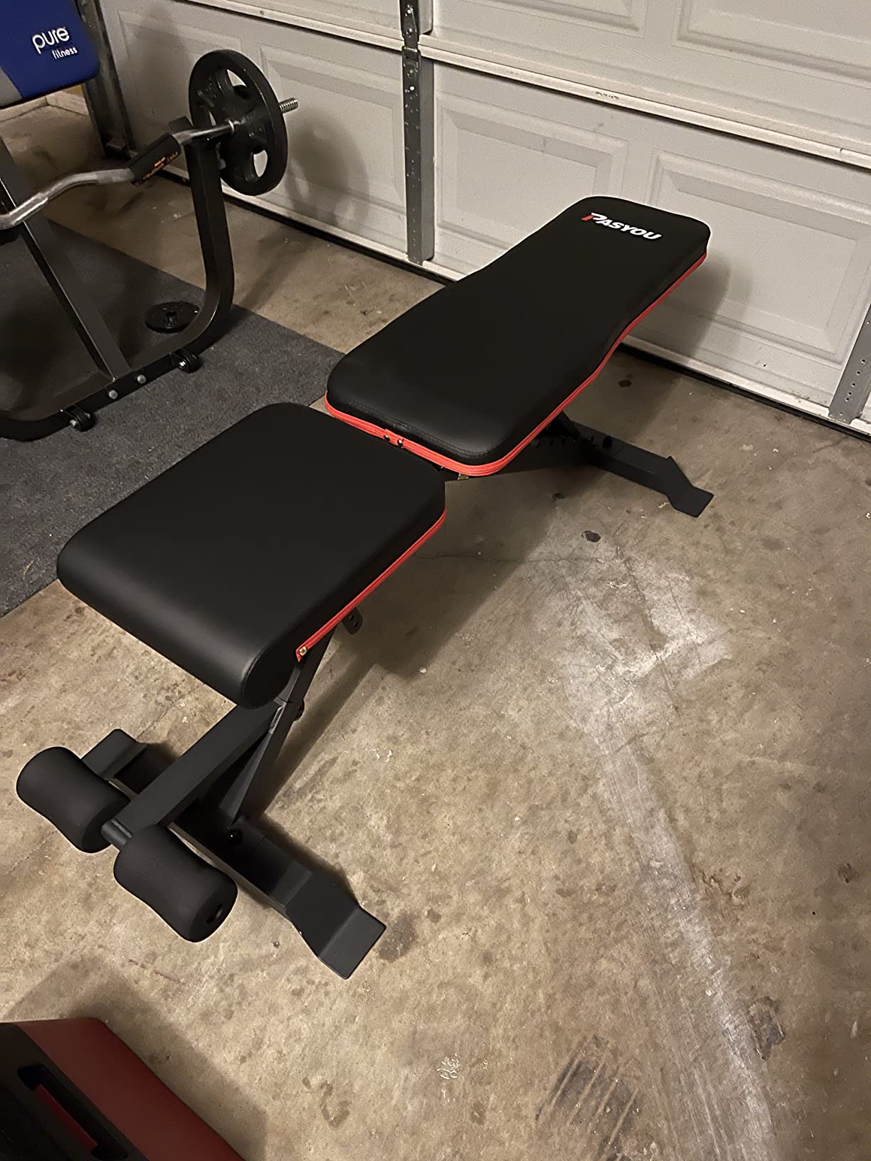PASYOU Leg Press Machine, Adjustable Weight Bench with Leg Extension customer photo 2