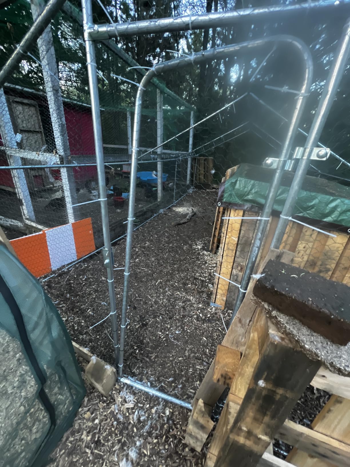 20x10 FT Extra Large Metal Chicken Coop, Walk-in Poultry Run Pen | Waterproof Cover, Reinforced Metal Structure, Walk-in Chicken Run, Outdoor Poultry Cage for Ducks Hens Rabbits customer photo 2