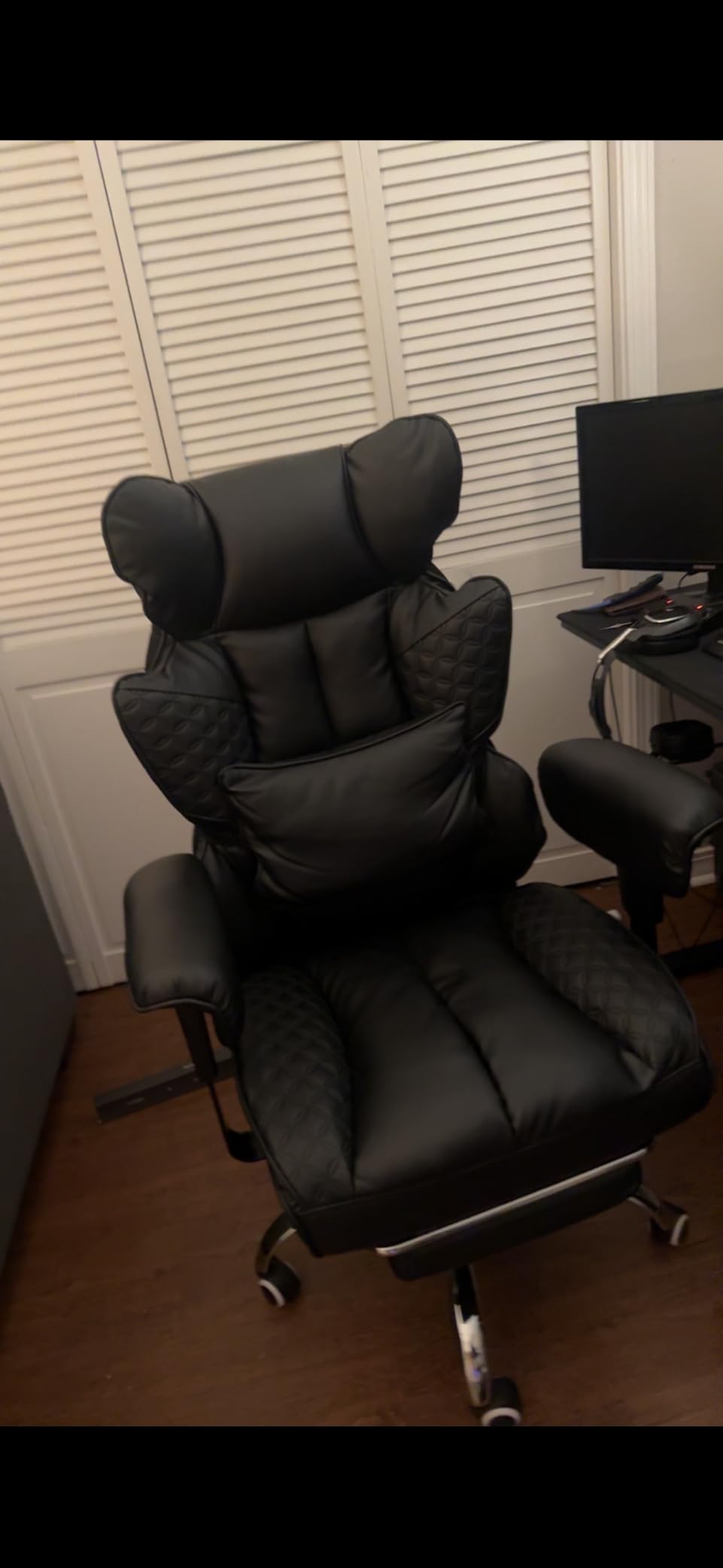 GTPLAYER Big and Tall Gaming Chair 400lbs Heavy Duty Office Chair with Footrest, High Back Pocket Spring Lumbar Support, Ergonomic Wide Comfy Seated Cushion for Lower Back Pain Relief, Earth-Black customer photo 2
