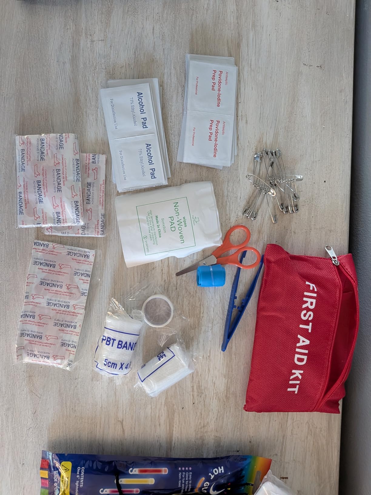 Survival Kit, 294 Pcs Survival Gear Emergency Supplies First Aid Kit customer photo 2