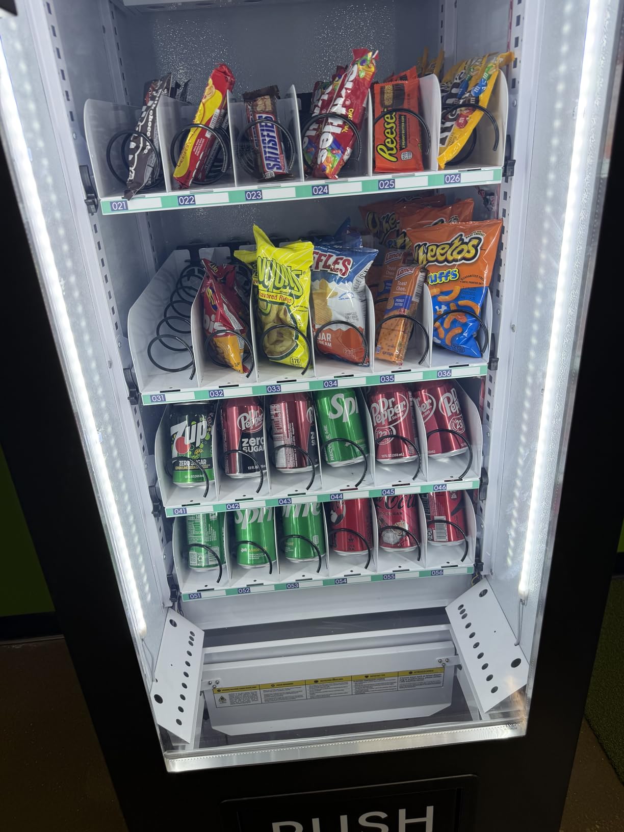 Commercial Vending Machine, Vending Machine Snacks and Drinks Combo with Credit Card & NFC Cashless Payment, Snack Drink Vending Machine for Offices Malls Schools, Wide Variety Easy Operation customer photo 1
