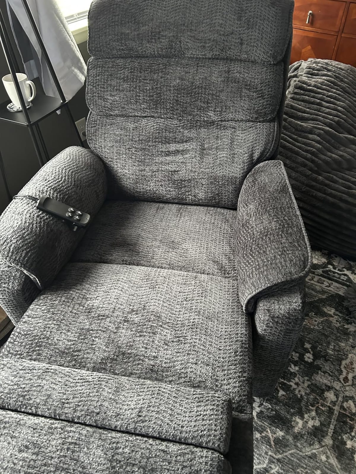 DYNOX 9398L Big & Tall Power Lift Recliner, Extended Footrest, Dark Grey customer photo 1