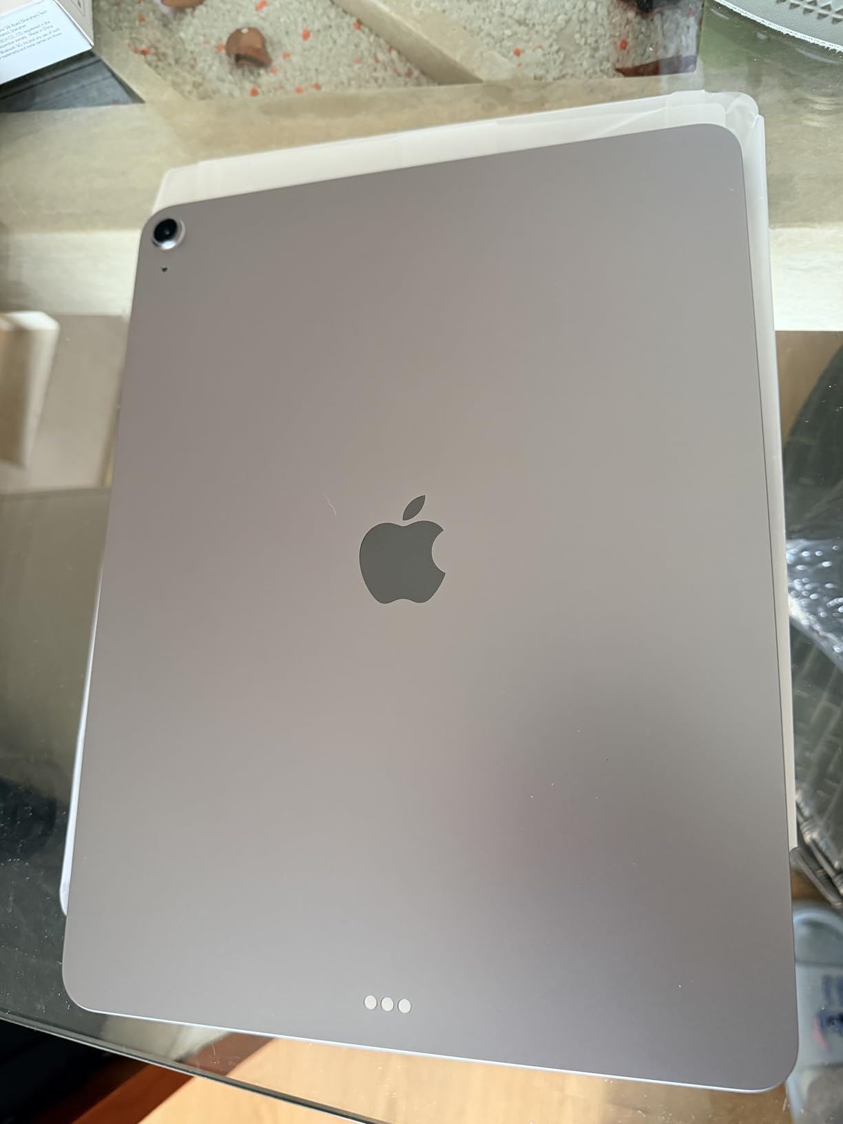 iPad Air 13-inch (M4): Liquid Retina Display, 128GB, 12MP Front/Back Camera, Wi-Fi 7 with Apple N1, Touch ID, All-Day Battery Life - Blue customer photo 2