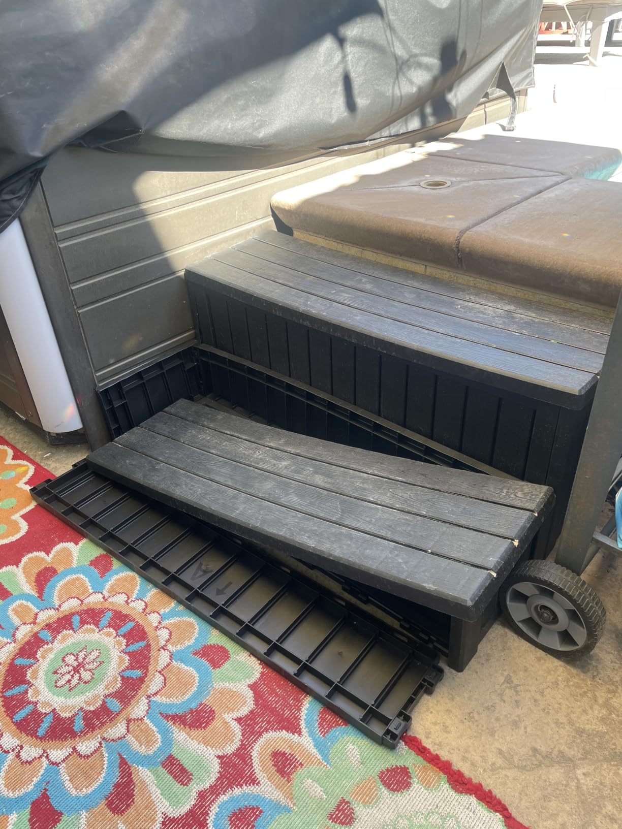 36.4‘’ Hot Tub Steps with Storage, 600‑lb Weight Capacit Spa Steps customer photo 2