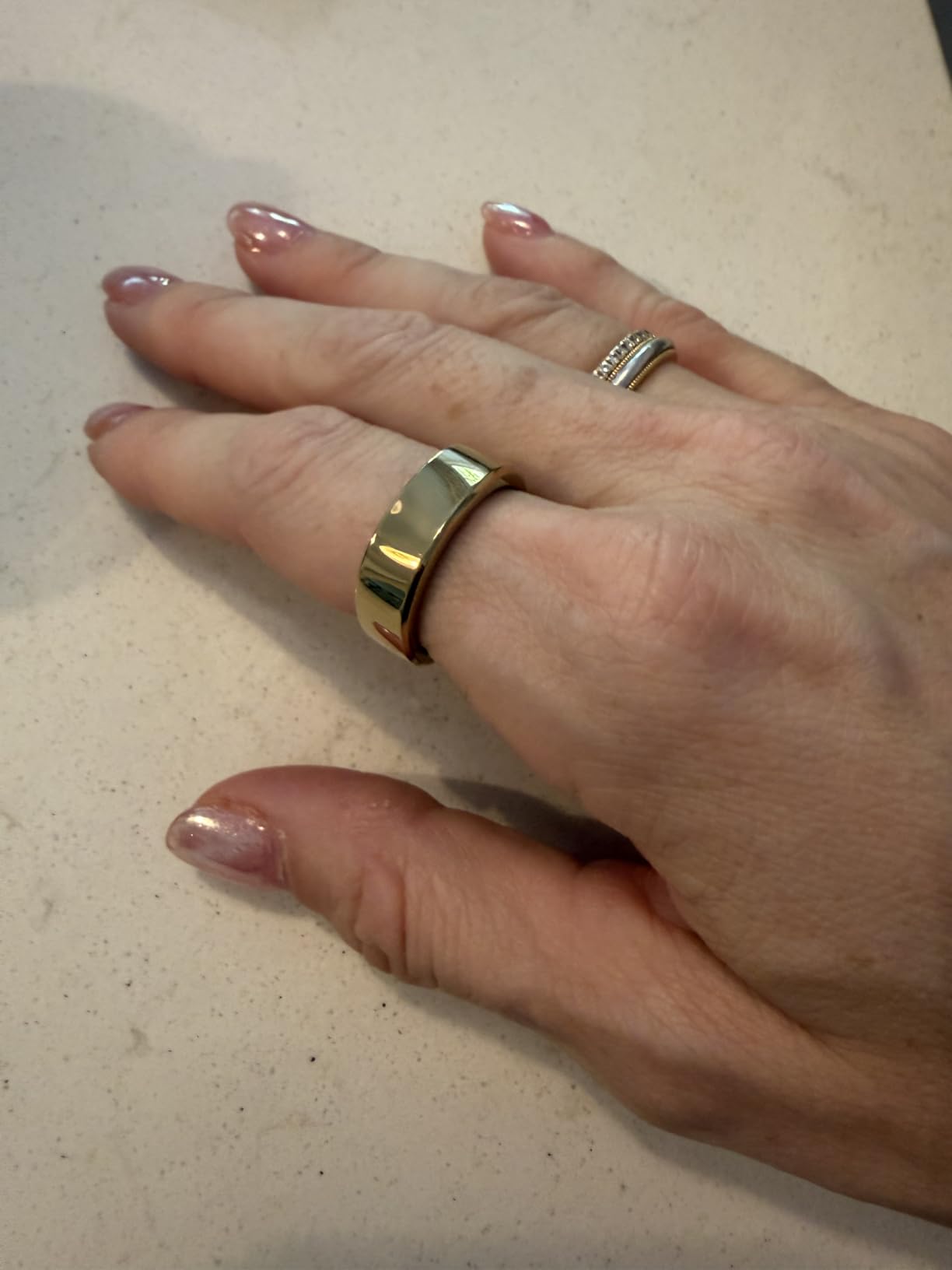 RingConn Gen 3 Smart Ring - Vascular Trends(Size 7, Royal Gold) customer photo 1
