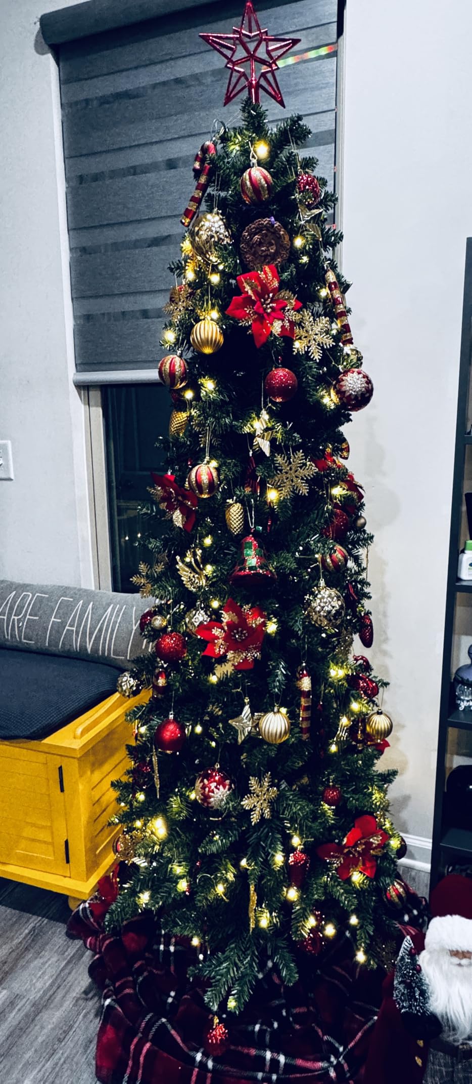 SHareconn 6ft Prelit Pencil Hinged Christmas Tree with Multi-Color Lights customer photo 2