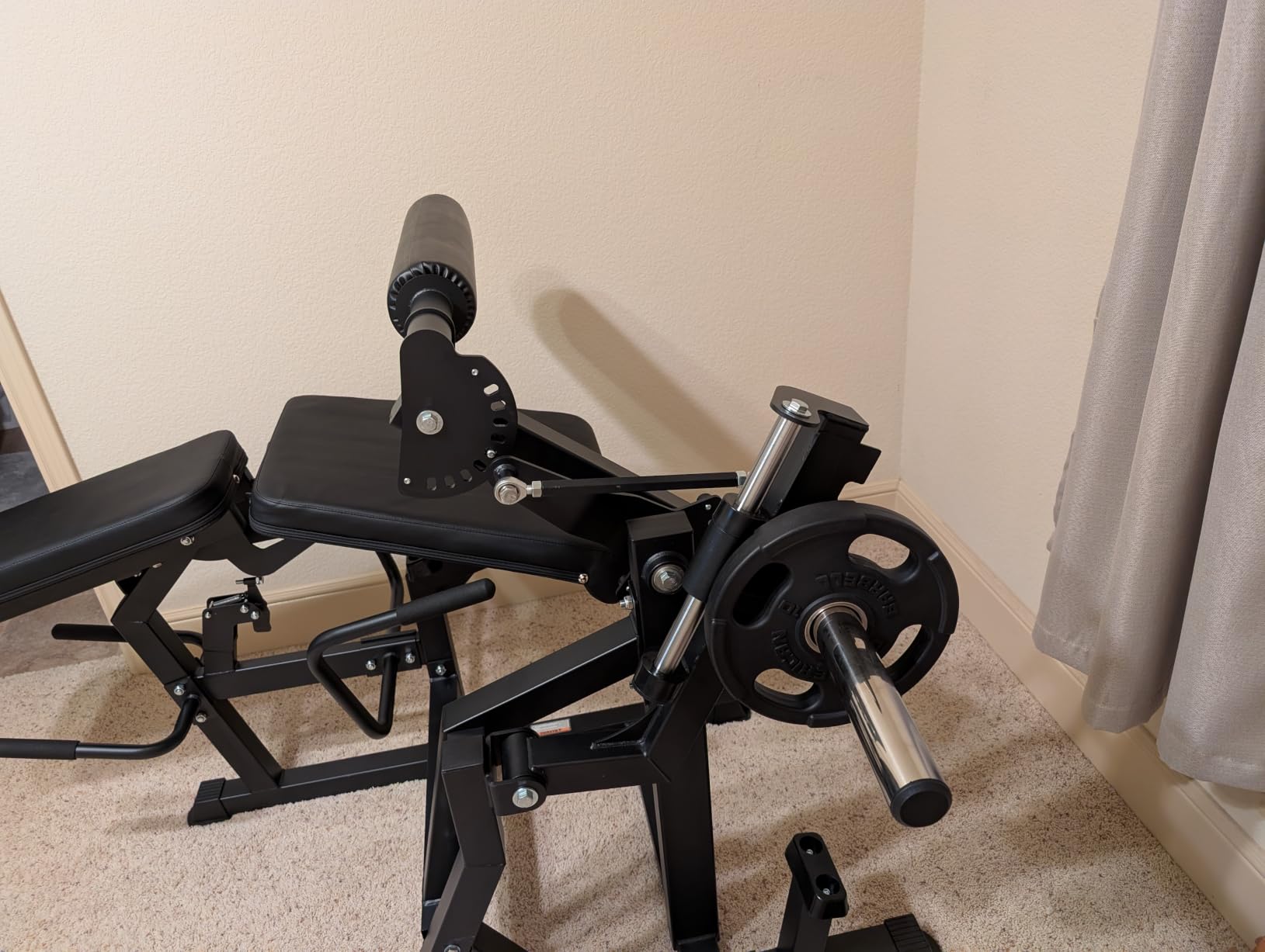 Mikolo Leg Extension and Curl Machine, Adjustable Leg Curl Machine for Home Gym, Seated Leg Extension and Lying Leg Curl Machine, Leg Workout Equipment with 1:1 Resistance System customer photo 1