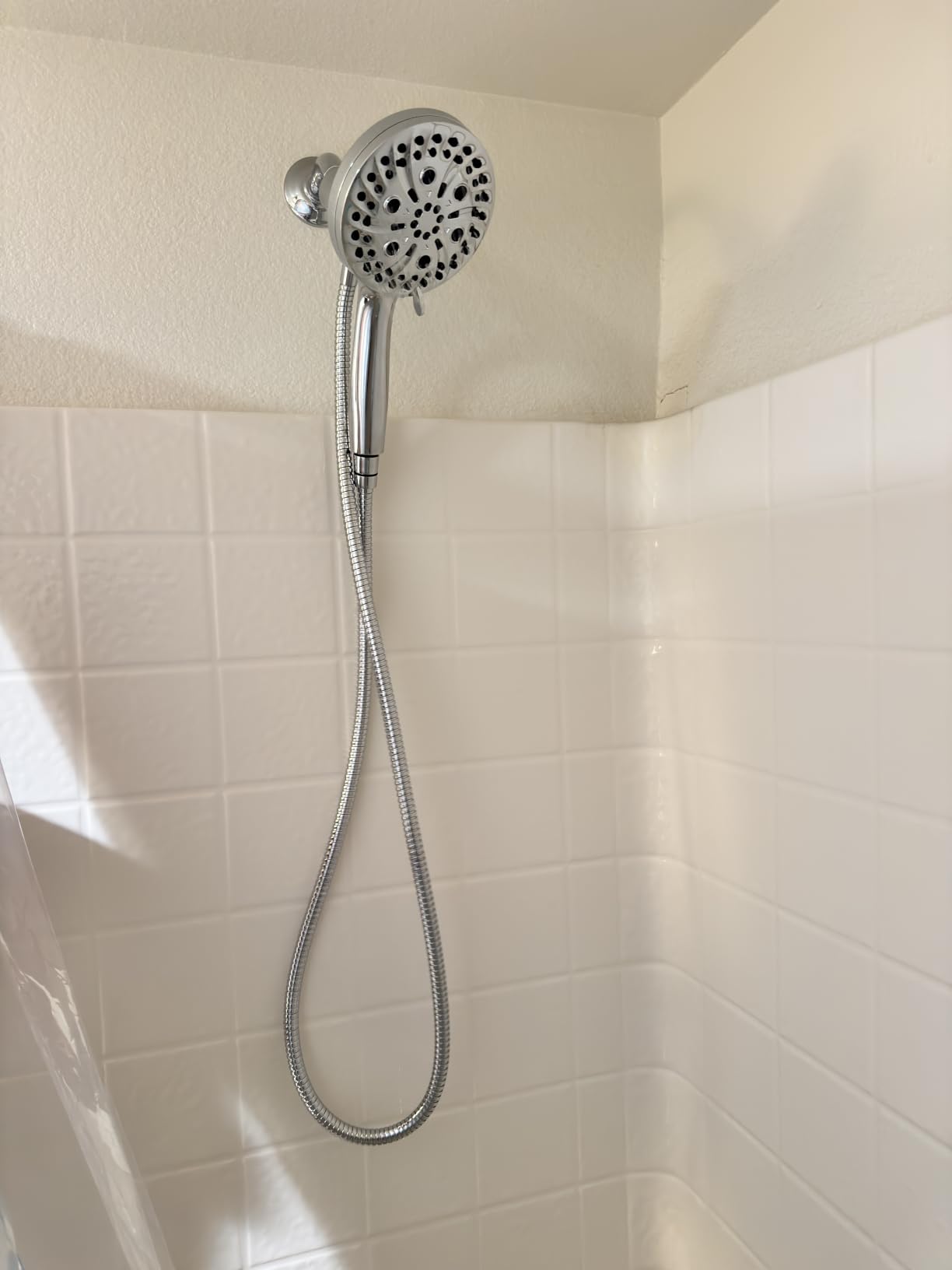 Handheld Shower Head High Pressure – Magnetic Holder,10 Spray Modes with Power Wash for Pets&Tile&Toilet, Filtered for Softer Skin & Shinier Hair, 1.8GPM, Stainless Steel Hose customer photo 1
