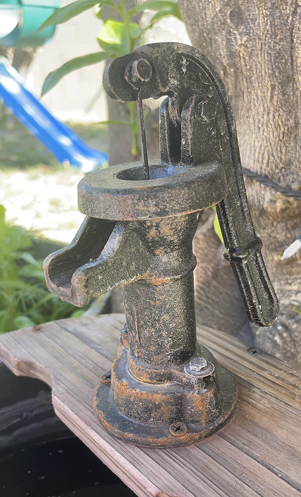 Giantex 3-Tier Barrel Waterfall Fountain with Electric Pump, 37'' customer photo 2