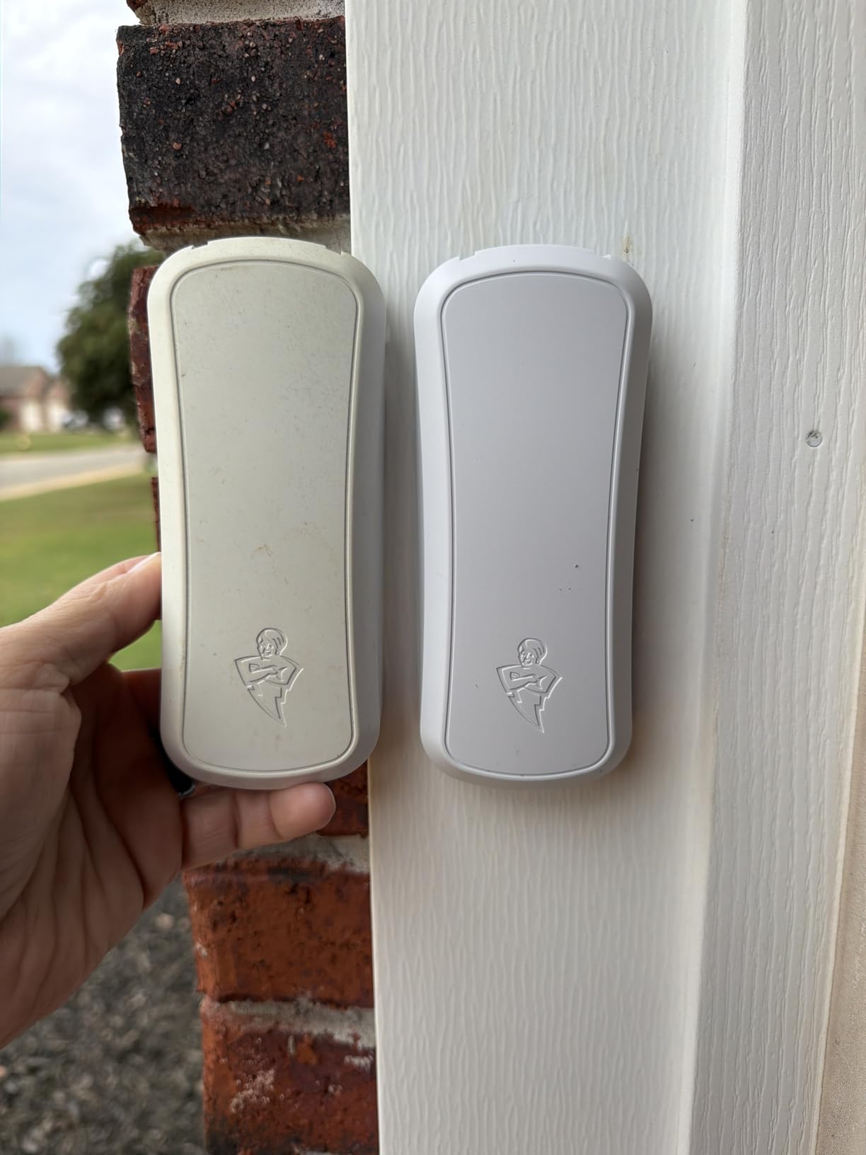 Genie Garage Door Opener Wireless Keyless Keypad - Safe & Secure Access - Compatible with All Genie Intellicode Garage Door Openers - Easy Entry into the Garage With a PIN - Model GK-R, White customer photo 2