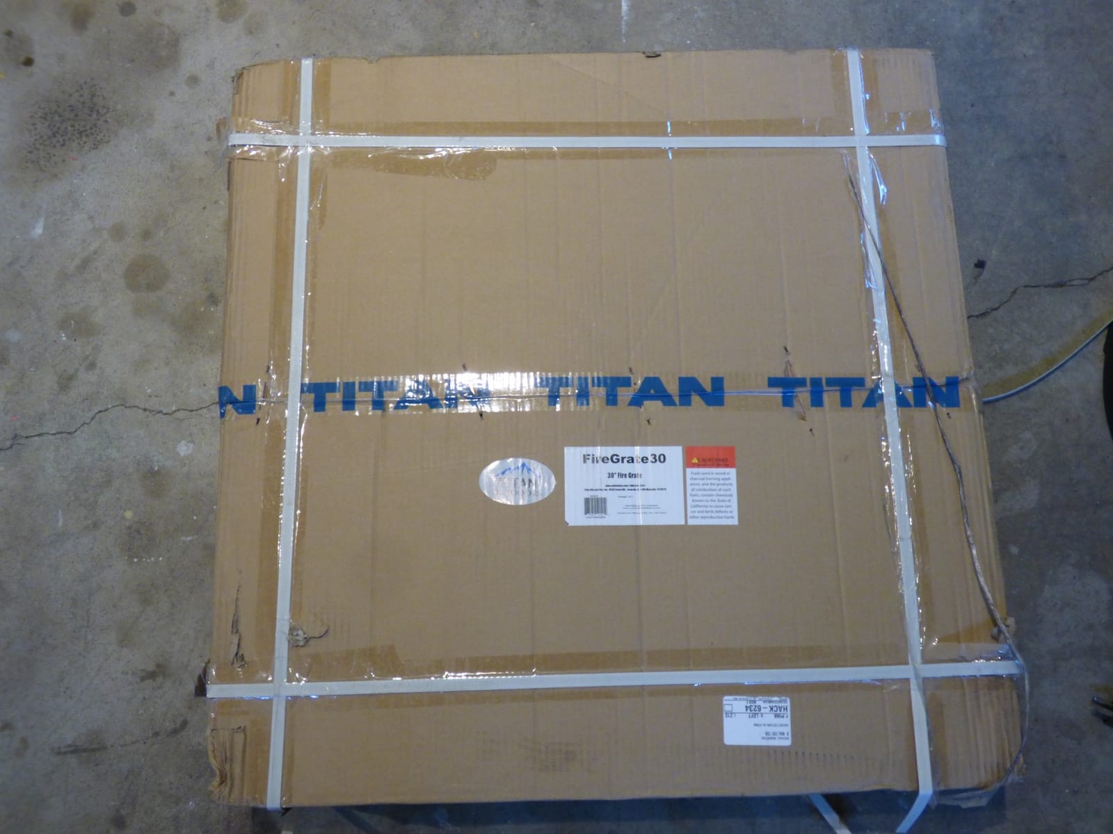 TITAN GREAT OUTDOORS Ash & Ember Round 30in Fire Pit Grate, Heavy Duty 1/2in Steel Elevated Log Wood Pit Grate, Burning Fireplace and Firepits customer photo 2