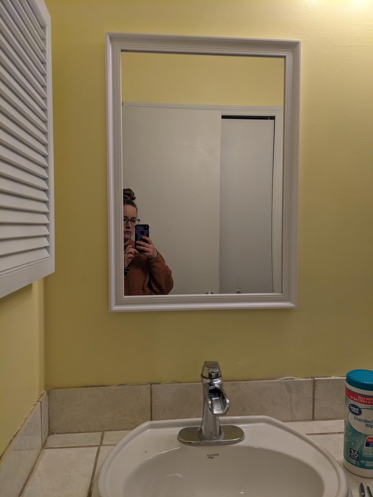 Amazon Basics Rectangular Wall Mount Mirror 16