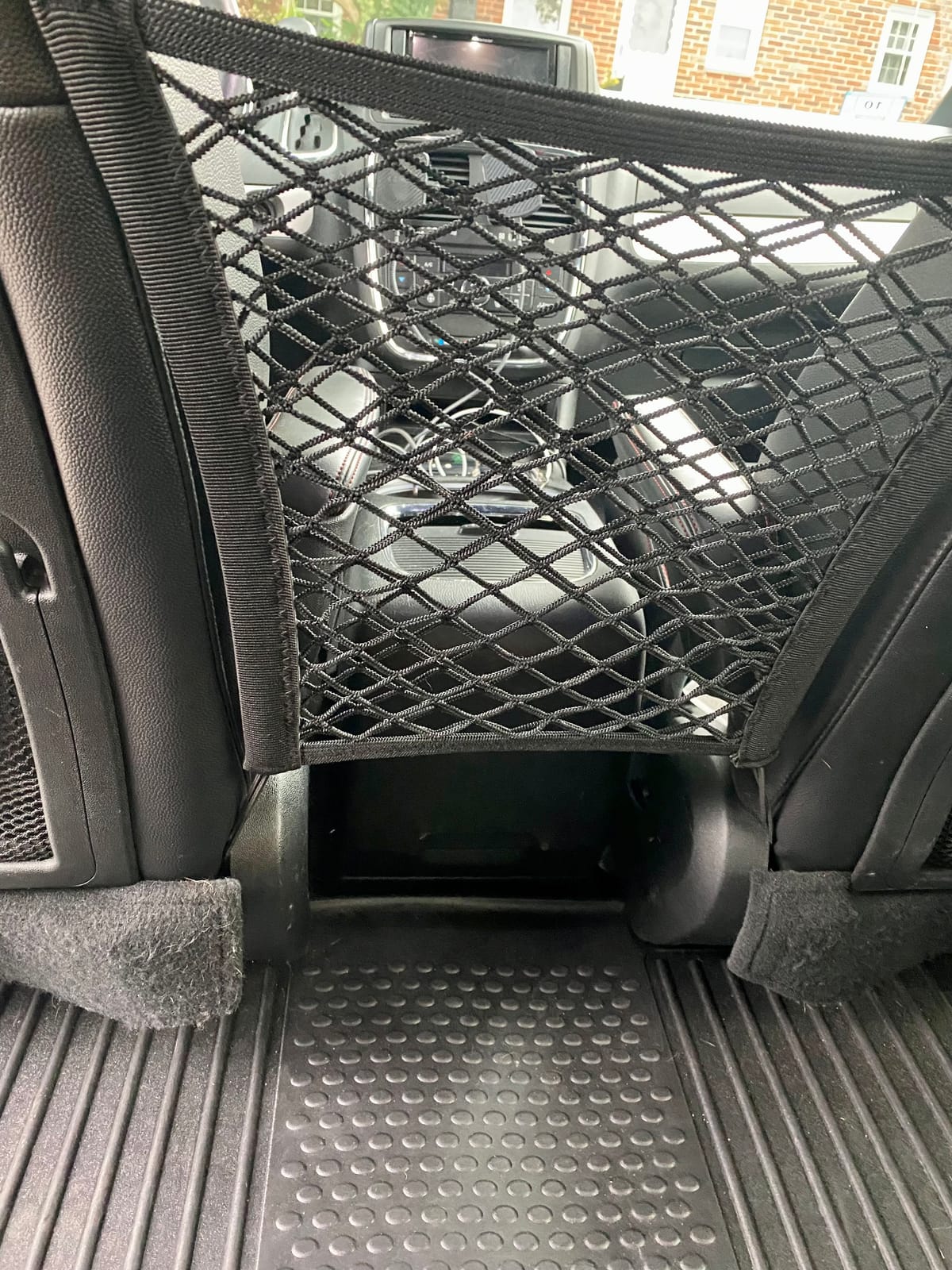 DYKESON Dog Car Net Barrier Pet Barrier with Car Mesh Organizer for Dog & Child, Safety Divider with Upgraded Storage Pouch, Easy Install for Cars & SUVs customer photo 1