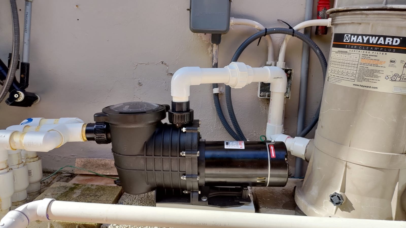 VIVOHOME 2.0HP 6800GPH Pool Pump for In/Above Ground Pools 115V/230V customer photo 2