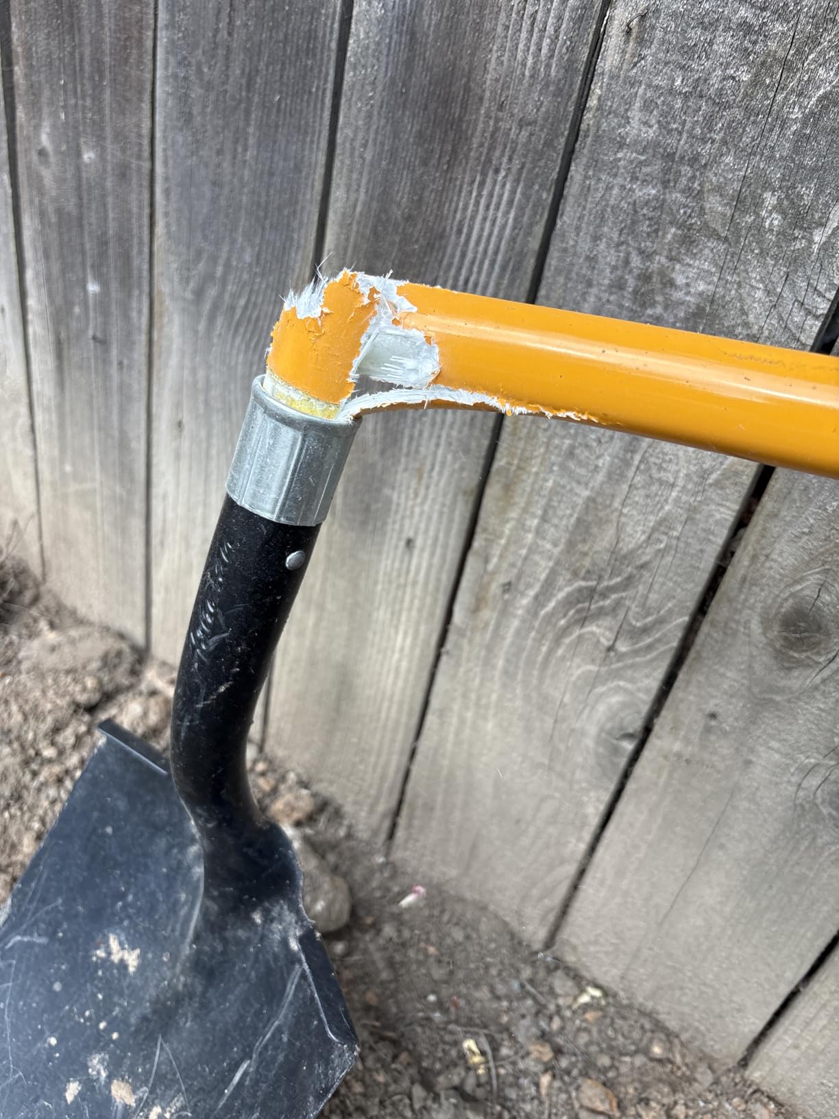 Ashman Heavy-Duty Digging Shovel (1 Pack) 41-Inch with Trenching Blade and Comfortable Handle - Ideal for Garden, Landscaping, Construction, and Masonry - Perfect for Digging Soil, Dirt, and Gravel. customer photo 1