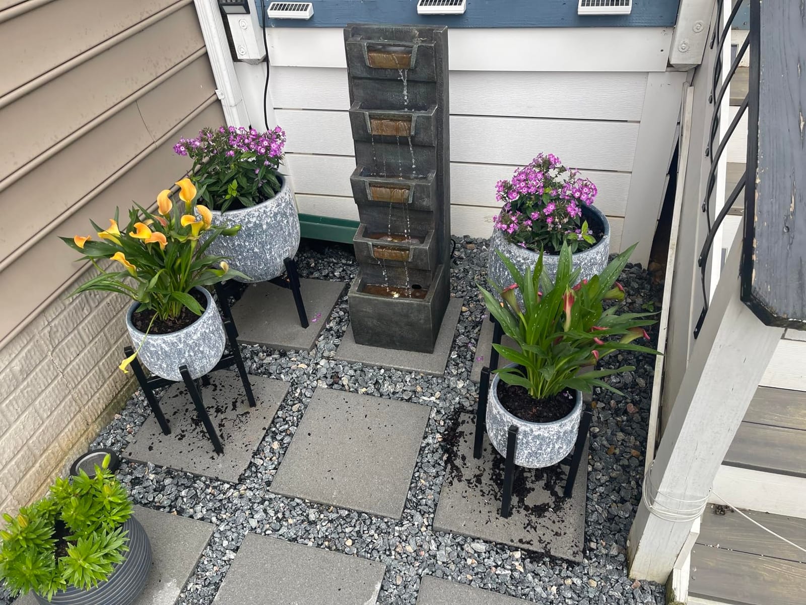FaithLand Plant Stand, Adjustable Size Fits 12 13 14 15 16 Inches Large Plant Pot, Metal Planter Stand, Mid Century Expandable Plant Holder Indoor Outdoor, Adjustable Width: 12”-16.1” - Easy Assembly customer photo 2