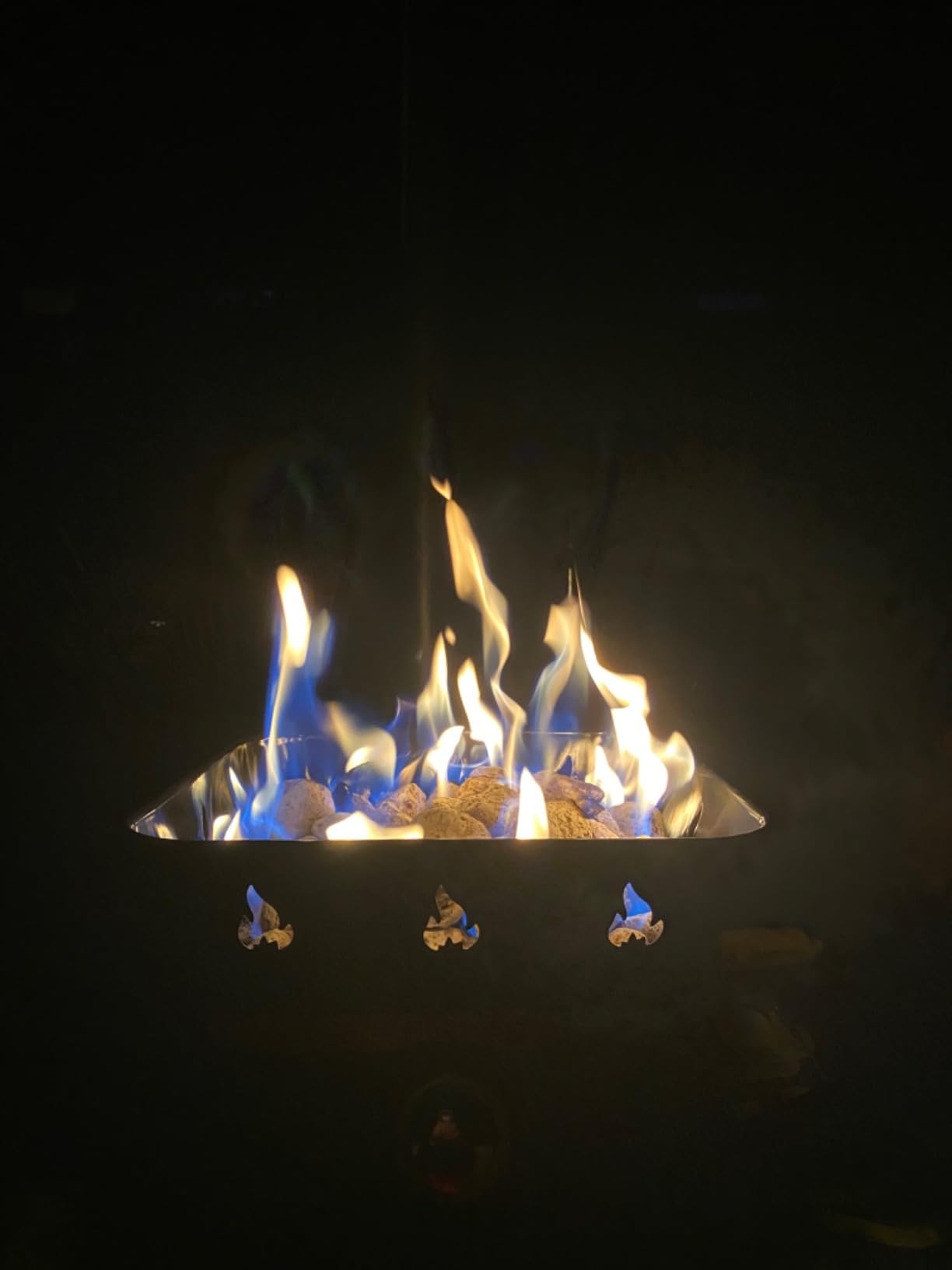 Outland Living Firebowl 805 Firecube 14” Portable Square Smokeless Propane Fire Pit – Outdoor Gas Fire Pit with Cover & Carry Kit, Lava Rocks, 58,000 BTU, Black customer photo 1