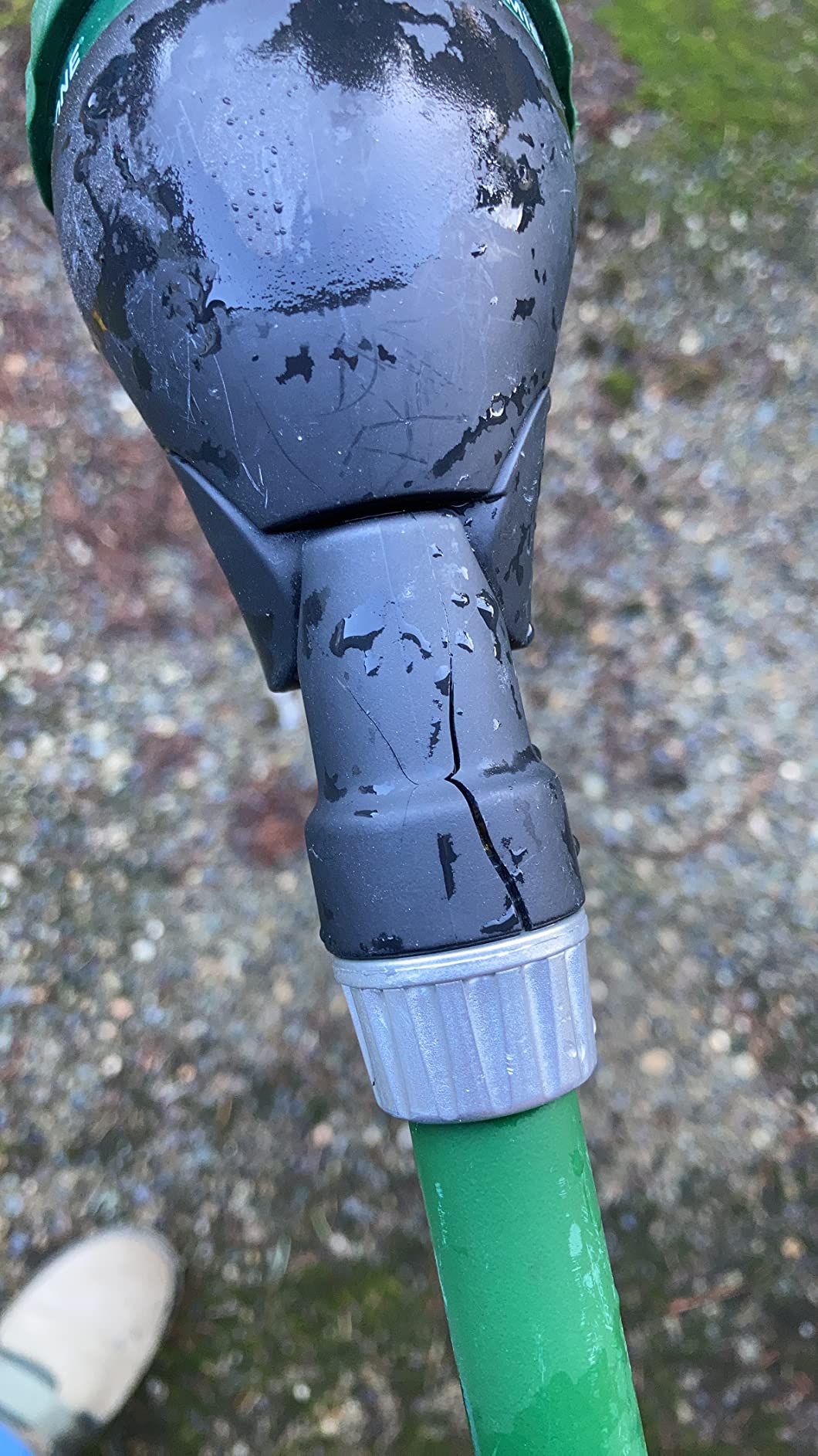 Watering Wand for Hanging Baskets & Windows, Lightweight 6-Spray Wand, Ergonomic Nozzle for Garden, Patio, Car Cleaning (Green, 24 Inch) customer photo 1