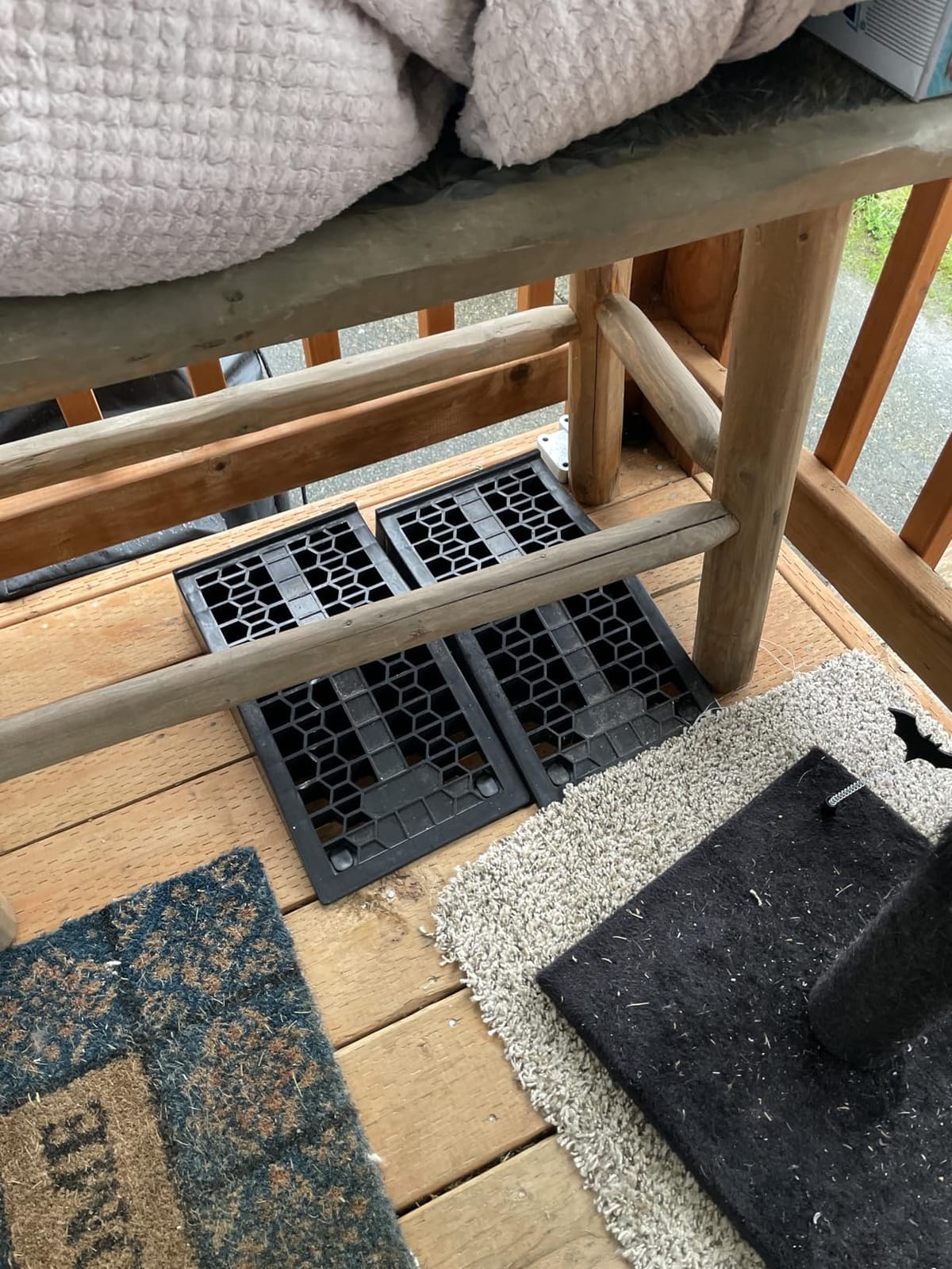 HOXWELL Car Ramps for Jack Support and Lift Vehicle Maintenance, Lightweight Low Profile Car Ramps for Garage, Heavy Duty Tire Ramps for Low Chassis Cars, 17.5''x10''x3.14'' (2PCS) customer photo 2