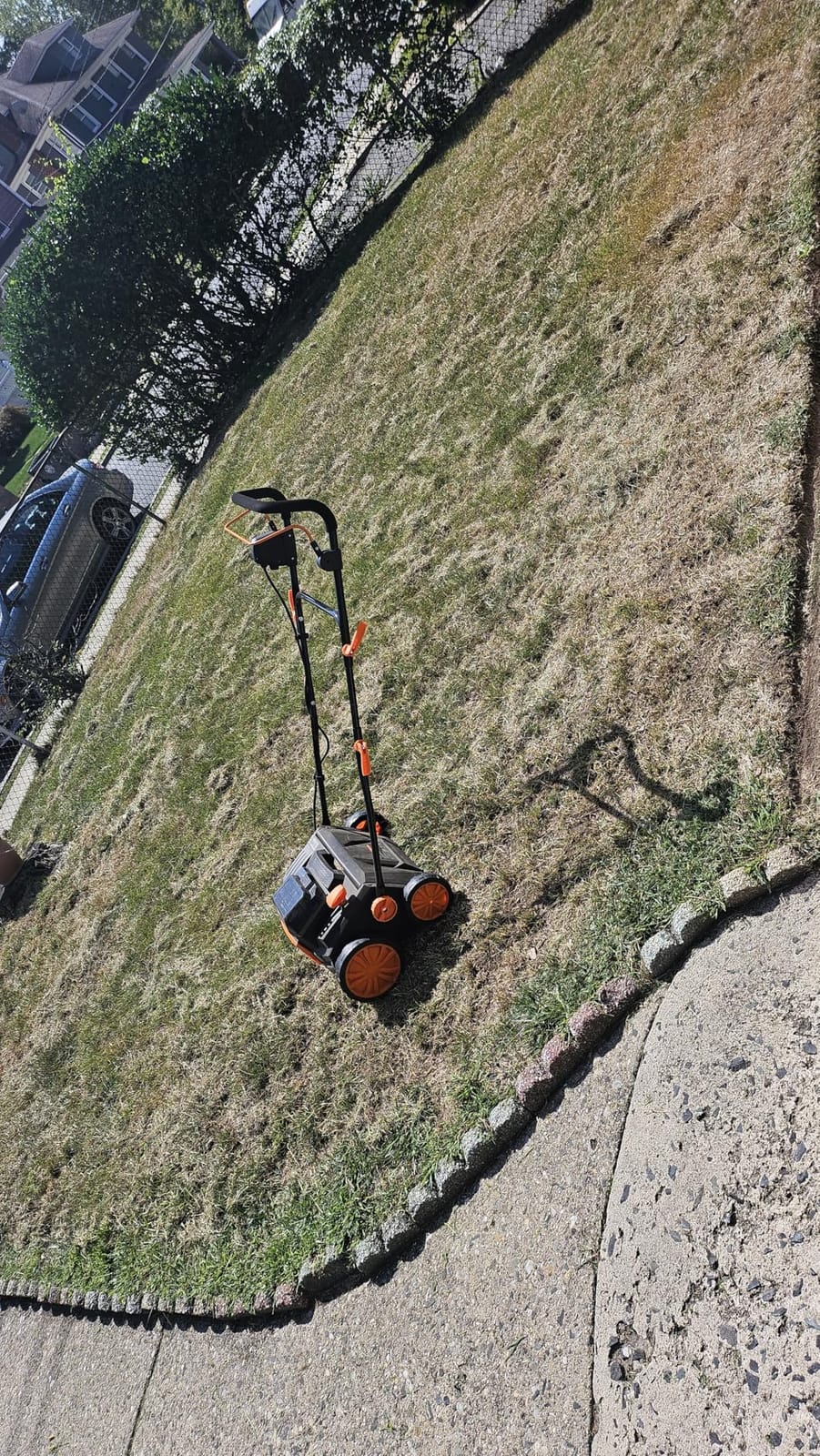 WEN 20V Max Cordless 15-Inch 2-in-1 Brushless Electric Dethatcher and Scarifier with Collection Bag, Two 4.0 Ah Batteries, and Dual-Port Charger (20716) customer photo 2