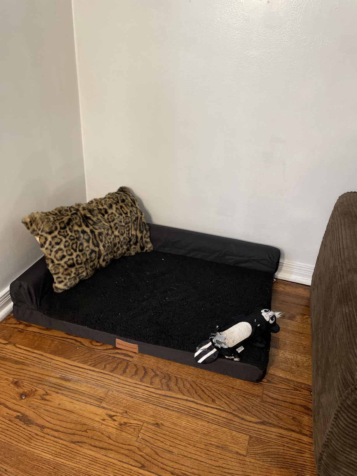 Patas Lague Orthopedic Large Dog Bed Washable Pet Sofa Bed 42''X28''Black customer photo 1