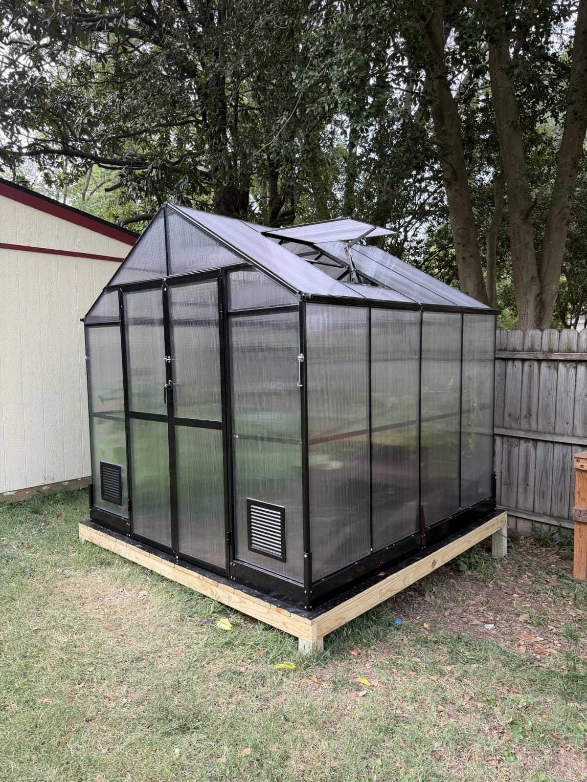 HOWE 10x12x8.4 FT Polycarbonate Greenhouse with 4 Vent Windows customer photo 2