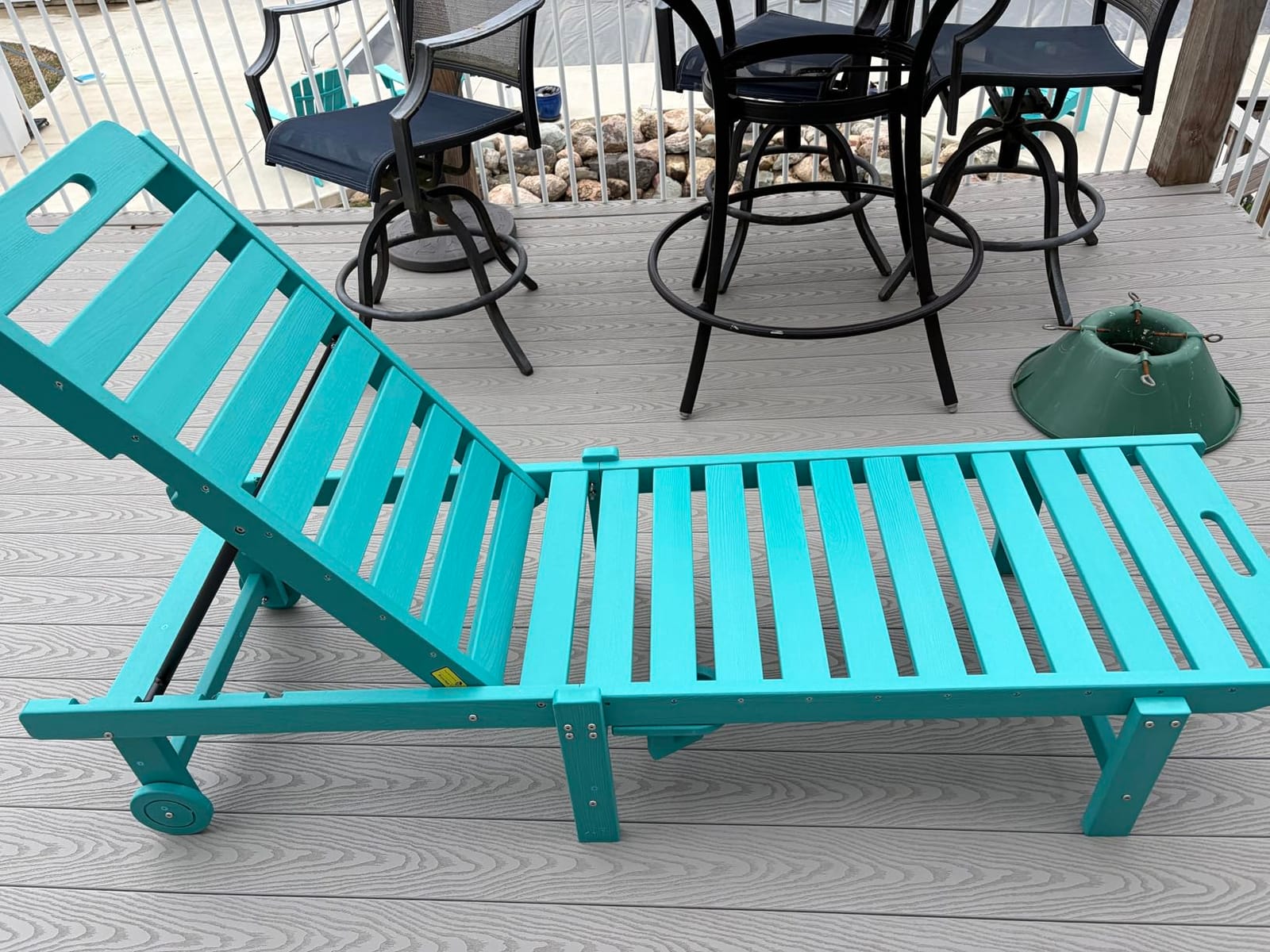SERWALL HDPE Outdoor Chaise Lounge Set of 2 with Cup Holder & Wheels, Grey customer photo 1