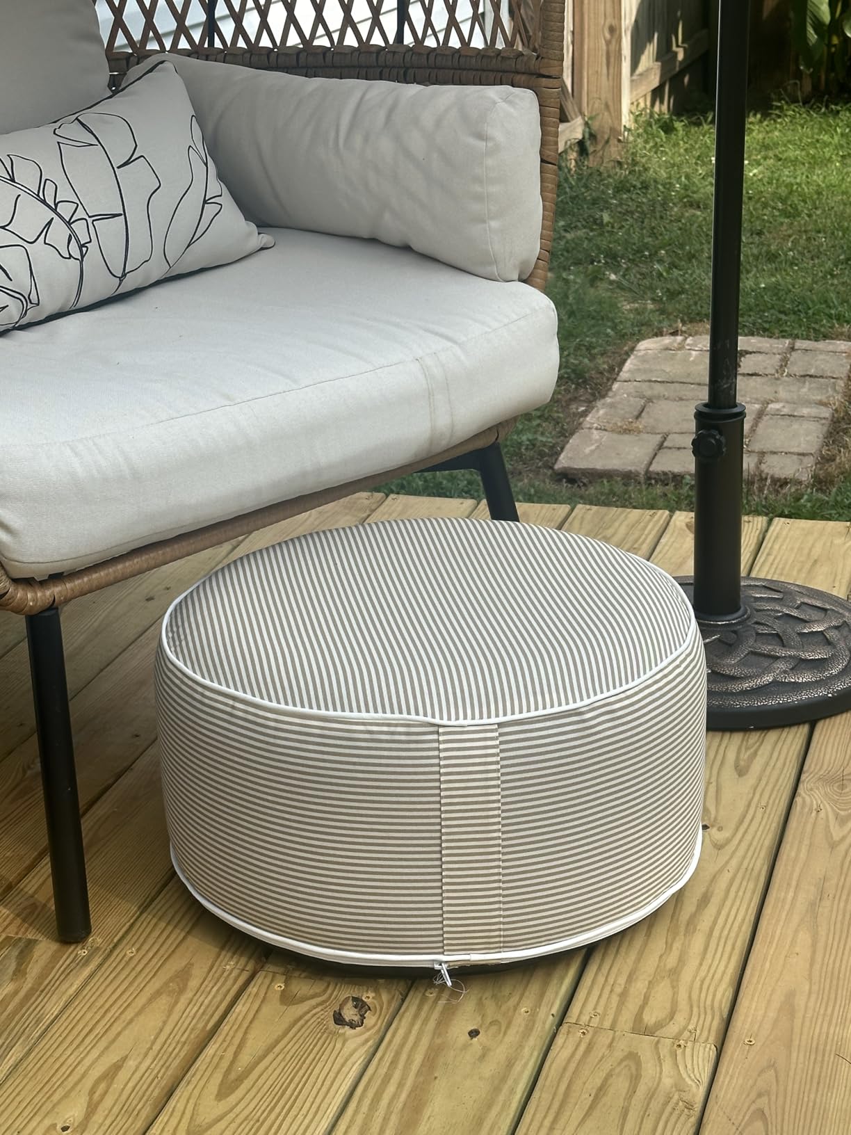 Outdoor Patio Inflatable Ottoman, 21x9 Inch Portable Stool Ottoman with Handle, Round Footrest Stool for Home Garden Camping, Jacobean Black customer photo 1