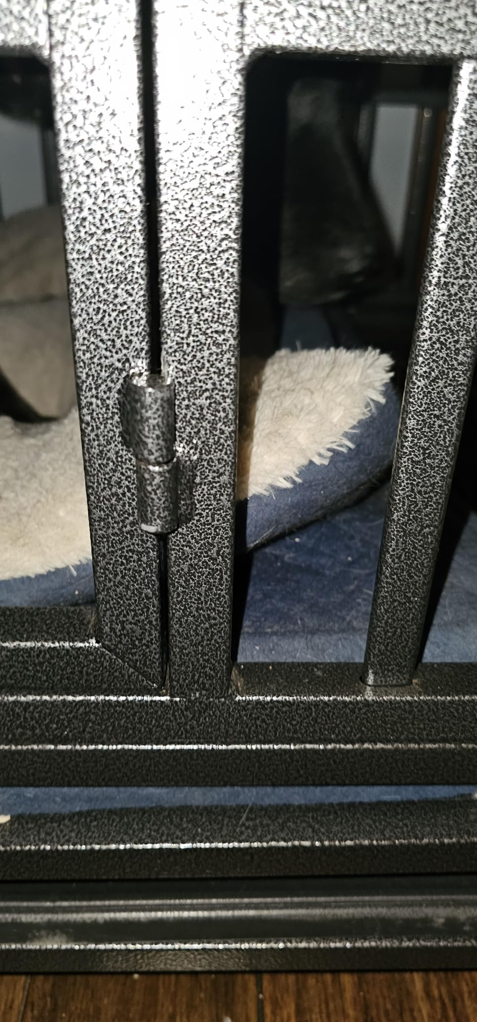Oranland 48 Inch Heavy Duty Dog Crate,2026 Ultimate Escape Proof Base Plate customer photo 2